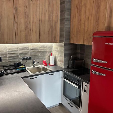 New York: A Spacious Modern Apartment With Parking โซเฟีย ภายนอก รูปภาพ